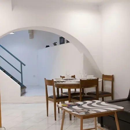 Open Space In Principe Real. Apartment Lissabon